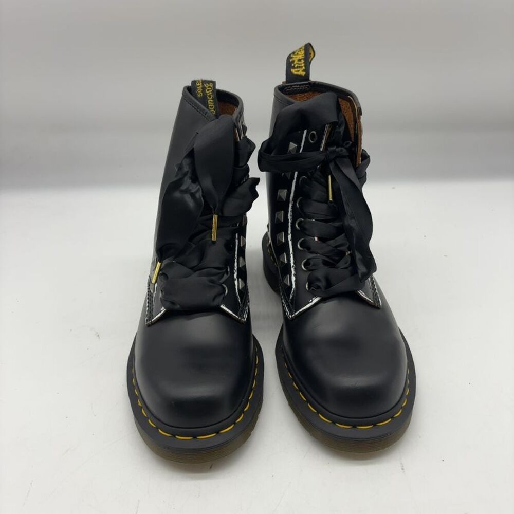 Dr. Martens Vintage Shoes in Black